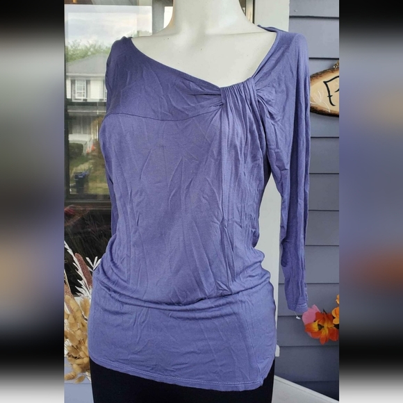 Gap Rayon Purple Lightweight 3/4 Sleeves Bodycon Top Blouse Small - Picture 7 of 8